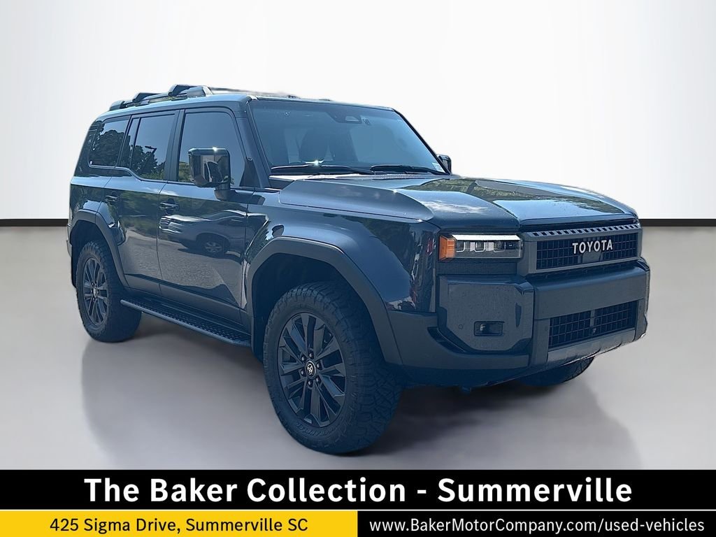 Used 2025  Toyota Base image 1