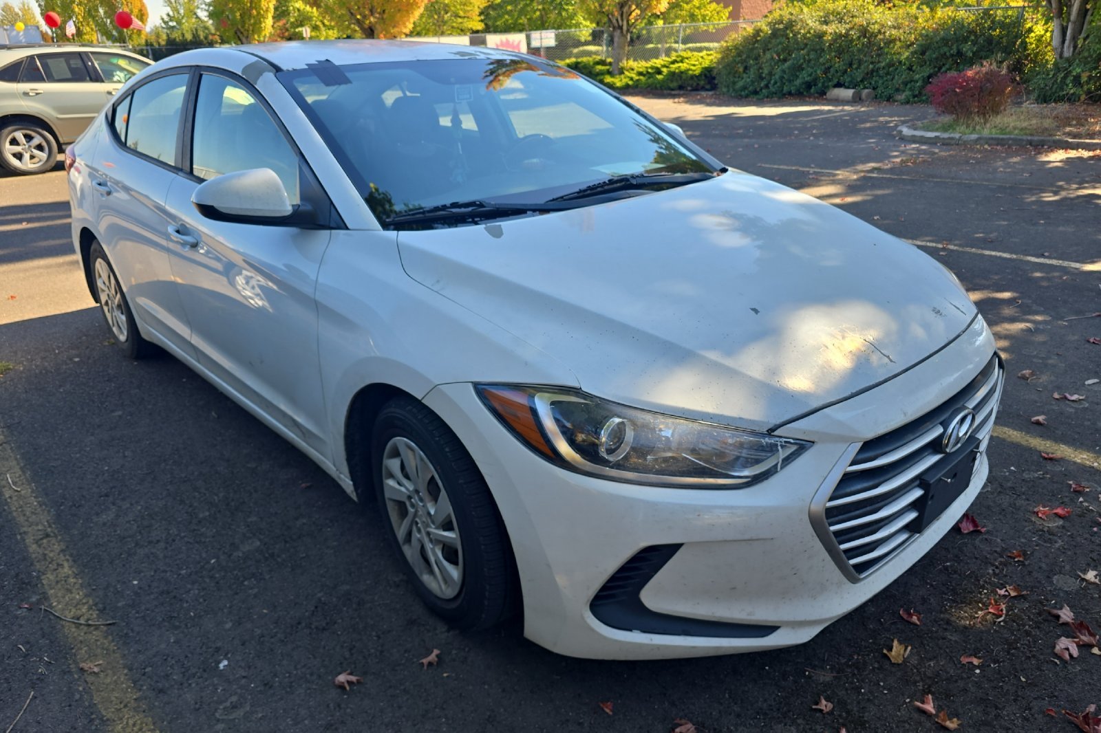 Used 2017 Quartz White Pearl Hyundai SE image 2