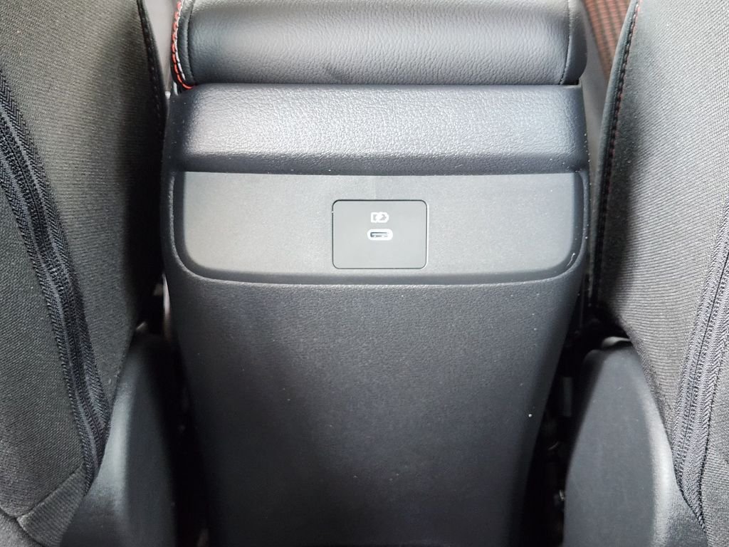 New 2026 Atlantic Gray Metallic / Super Black Two-tone Nissan SR image 30