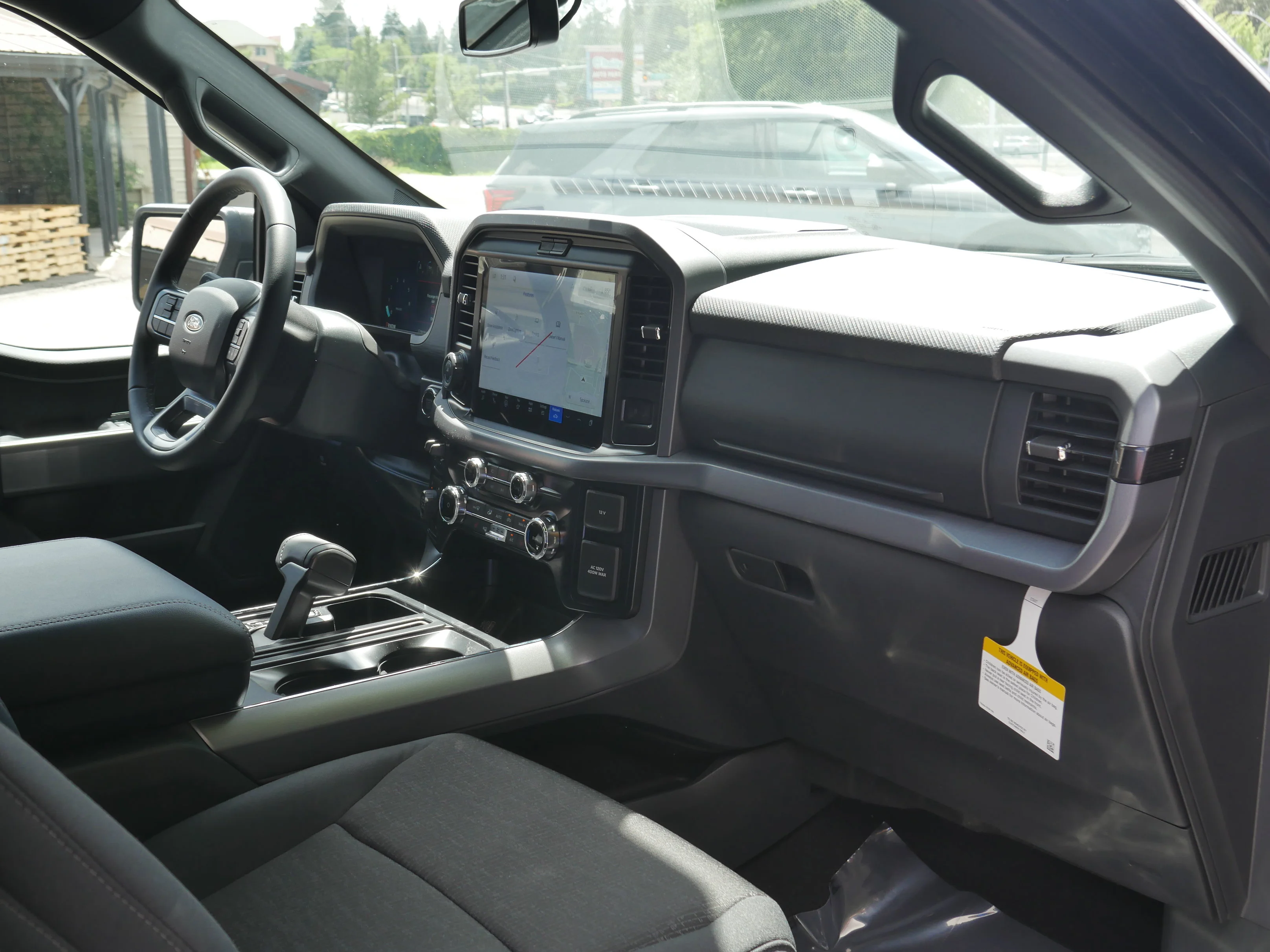 New 2026 Agate Black Metallic Ford XLT image 27