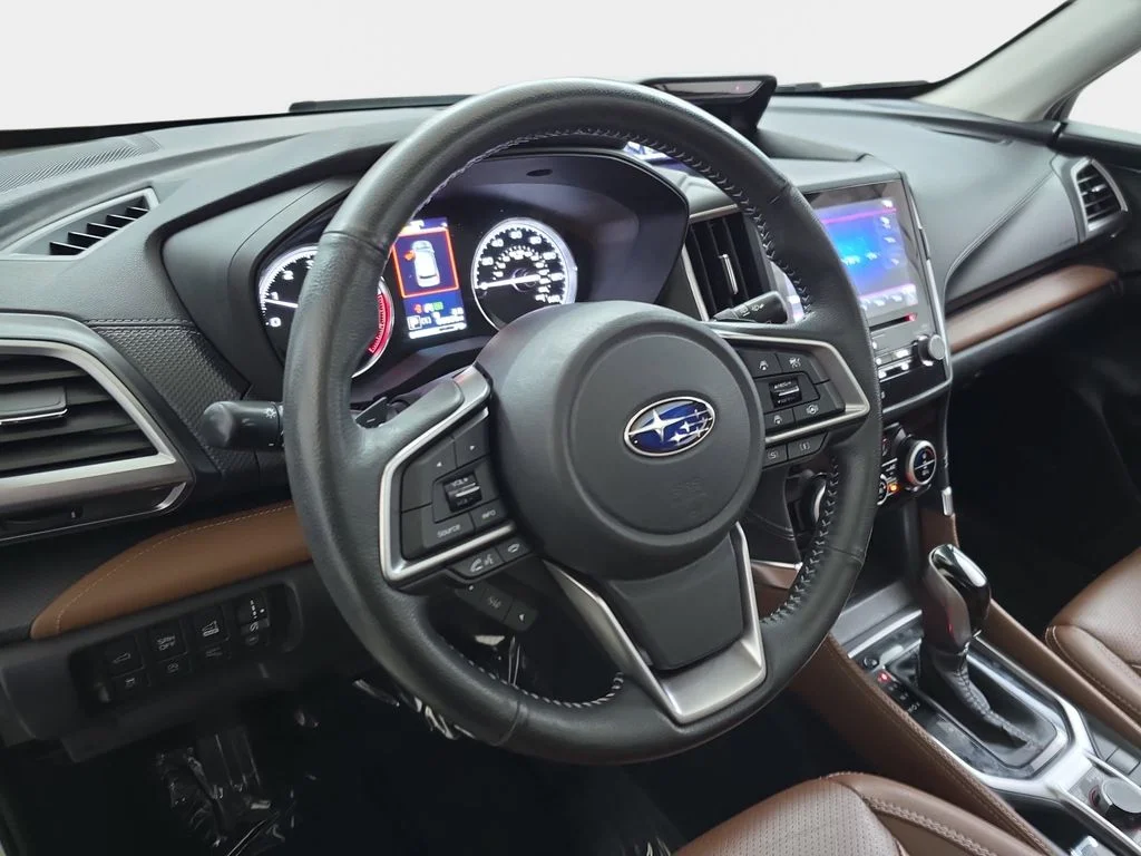 Used 2020 White Subaru Touring image 19