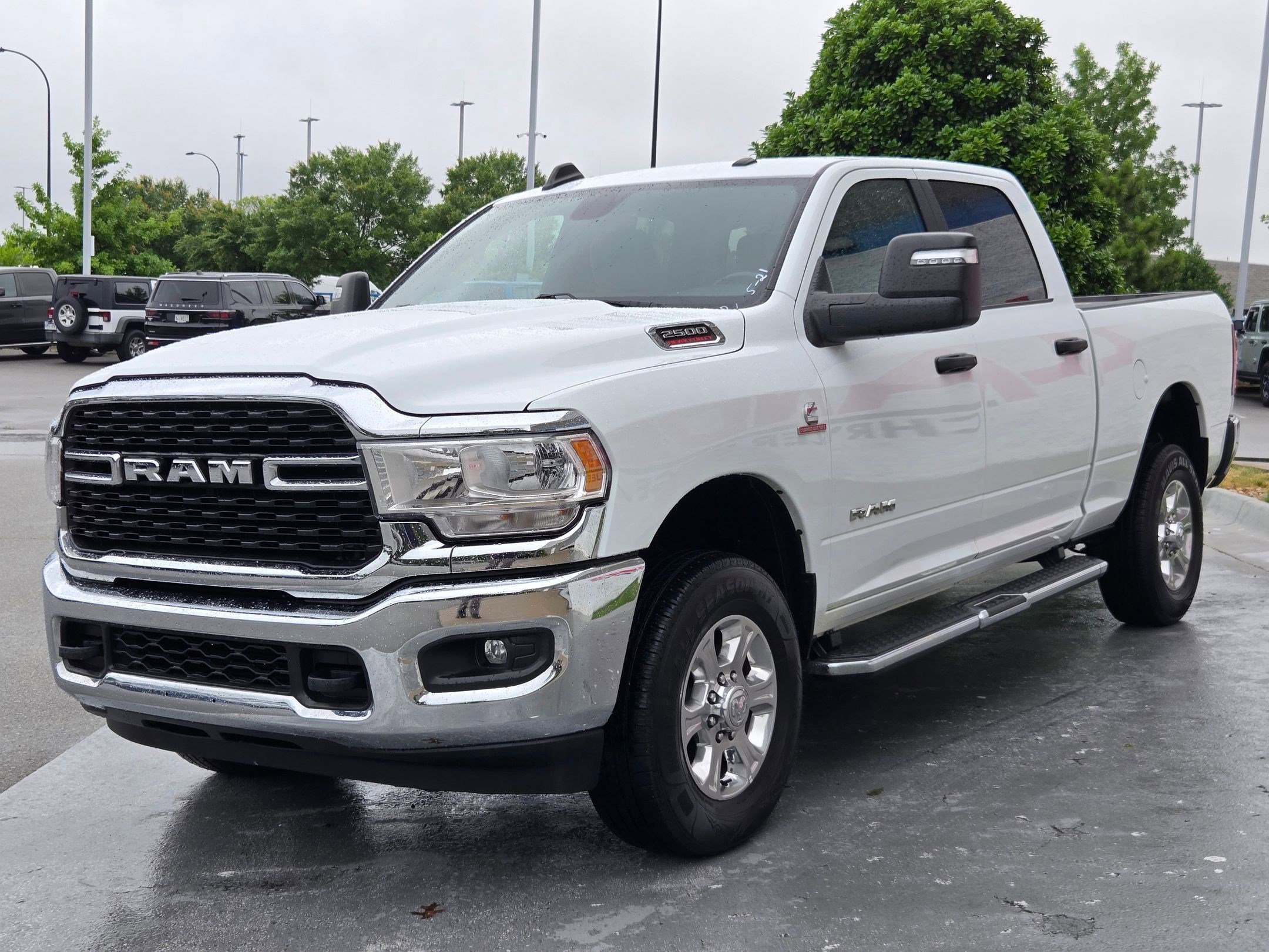 Used 2024 Bright White Clearcoat RAM Big Horn image 3
