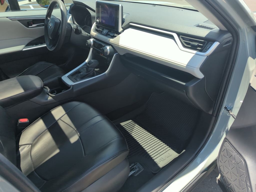 Used 2023 Green Toyota XLE image 37