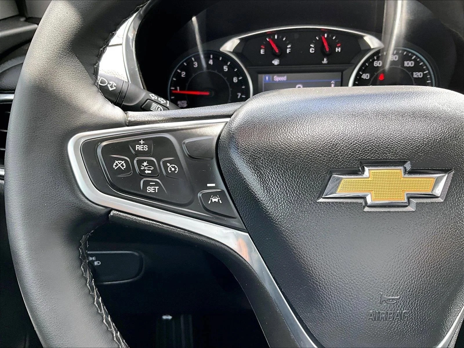 Used 2023 Summit White Chevrolet LT image 20