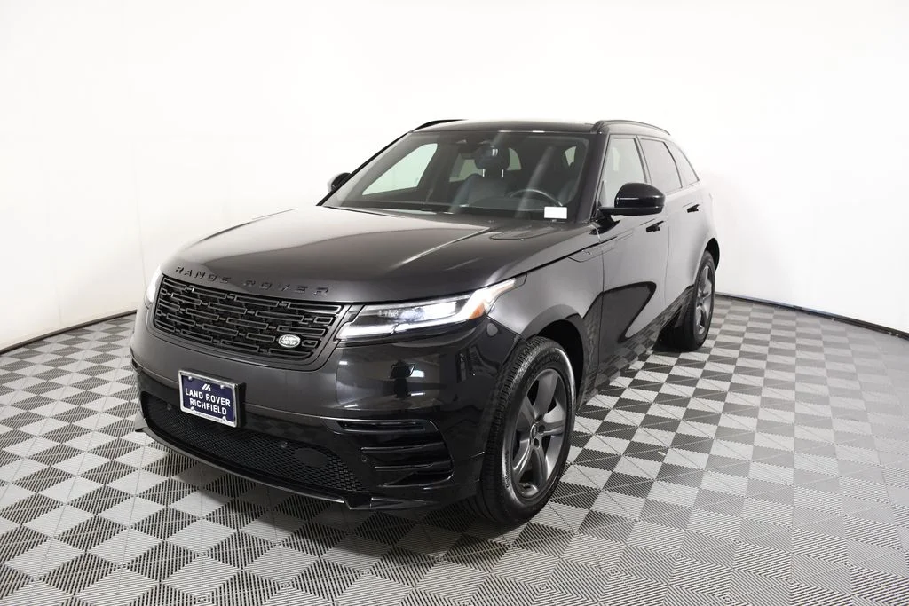 2025 Land Rover Range Rover Velar P250 Dynamic SE's photo