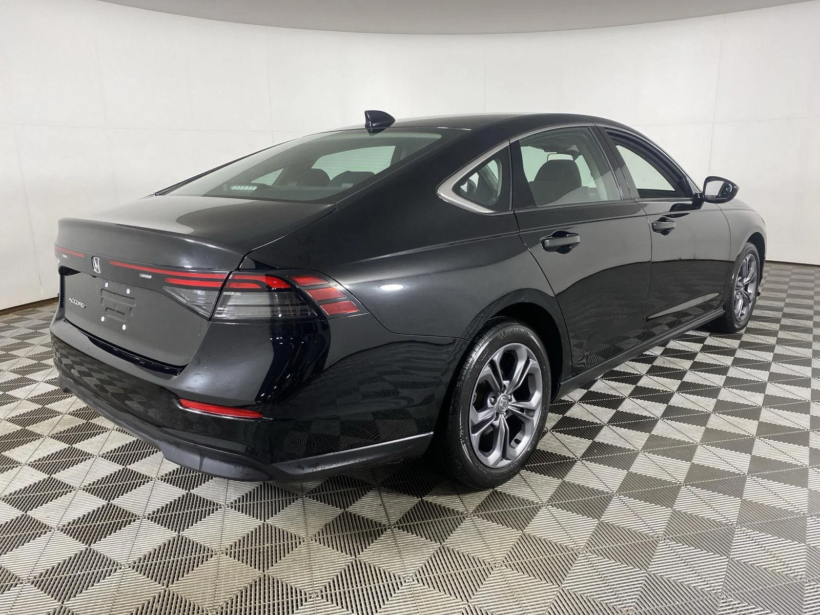 Used 2023 Crystal Black Pearl Honda EX image 7