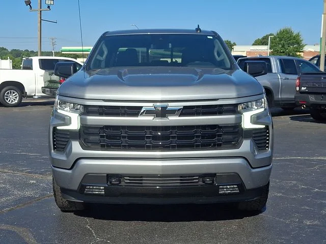 Used 2025 Gray Chevrolet RST image 2