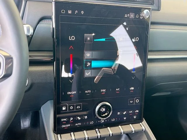2026 GMC Terrain AT4 - Photo 11