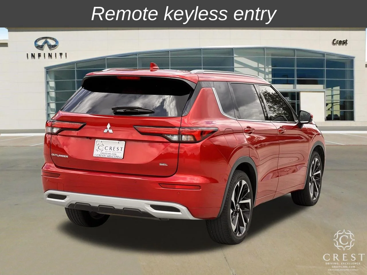 Used 2023 Red Mitsubishi SEL image 3