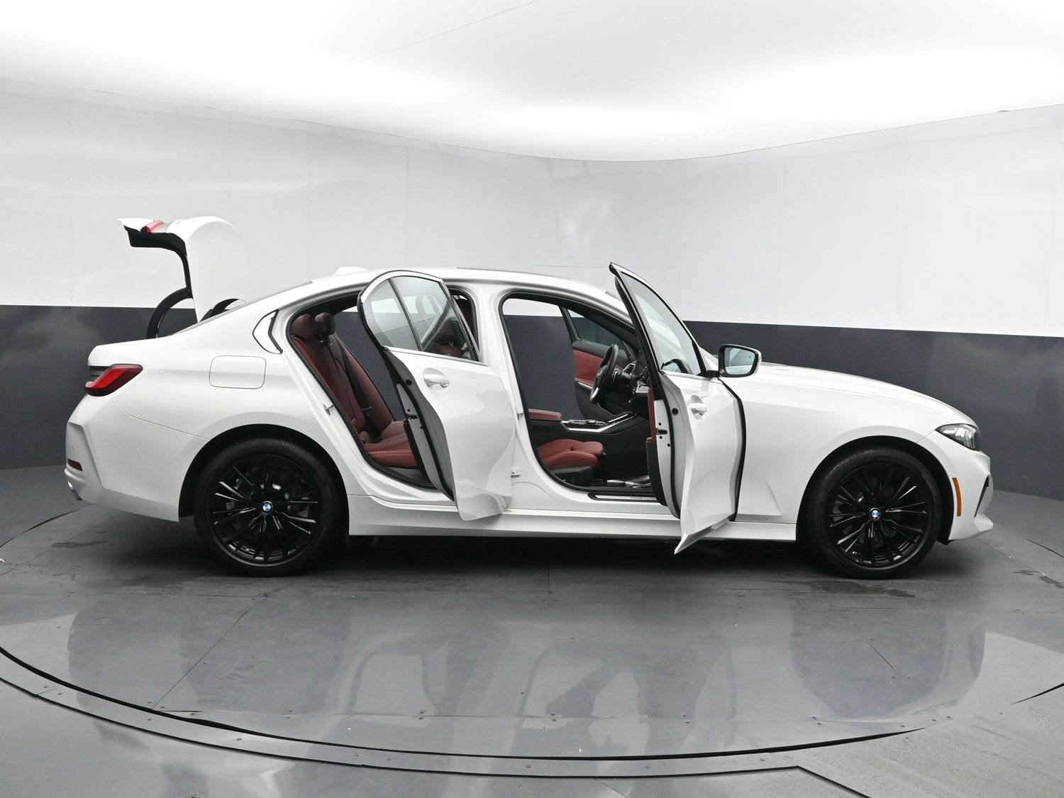 Used 2024 Alpine White BMW 330i xDrive image 26