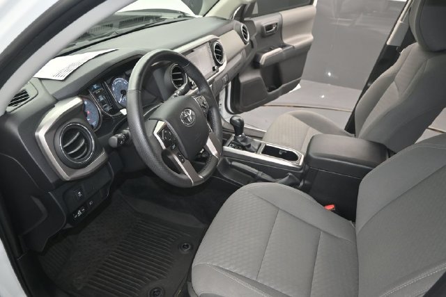 Used 2023 Ice Cap Toyota SR5 image 6