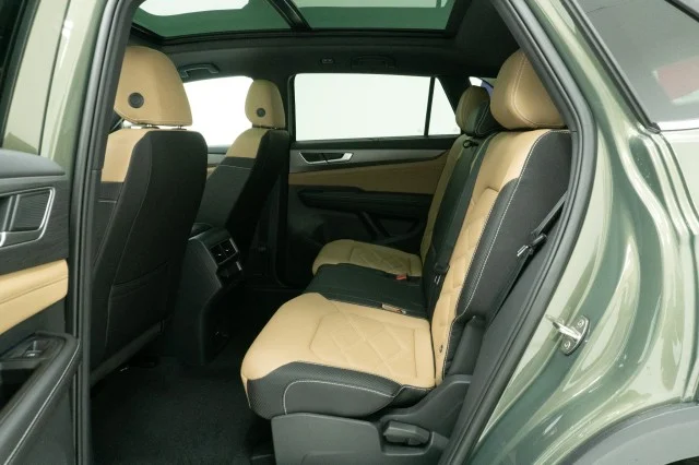 2026 Volkswagen Atlas Cross Sport SE w/Tech - Photo 19