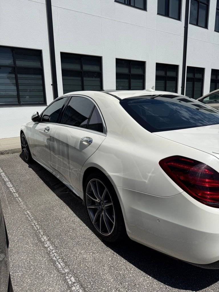 Used 2020 White Mercedes-Benz S 560 image 4