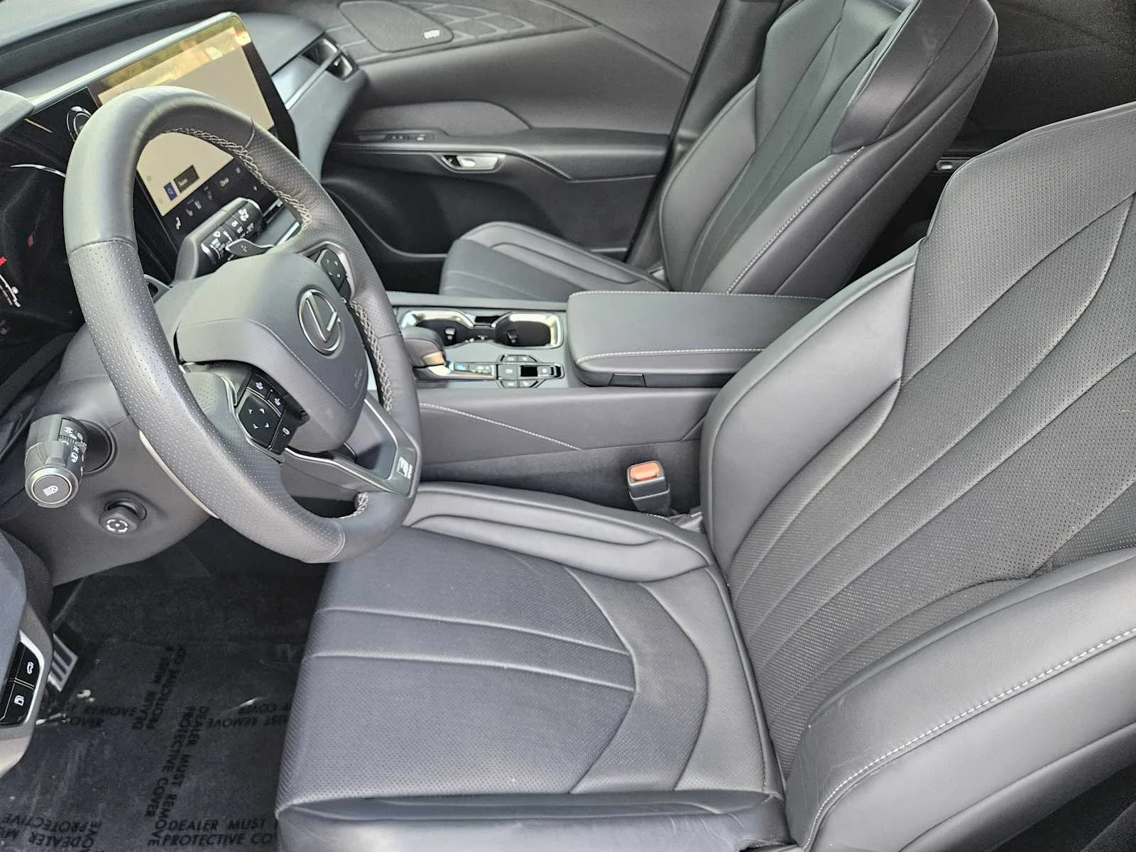 Certified Used 2024 ULTRA WHITE Lexus F SPORT Handling image 8