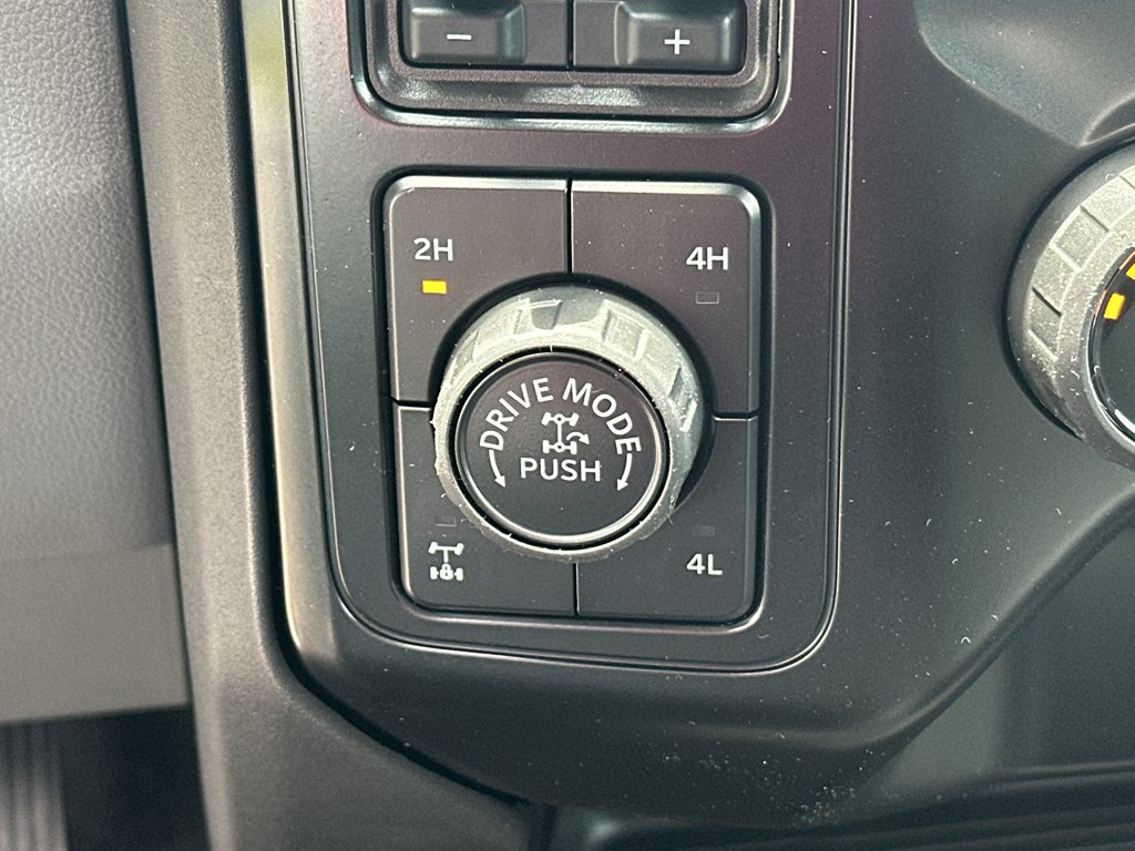 New 2026 Avalanche Ford F-250® XLT image 22