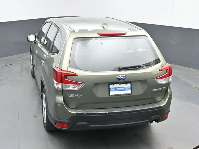 Used 2019 Jasper Green Metallic Subaru Base image 33