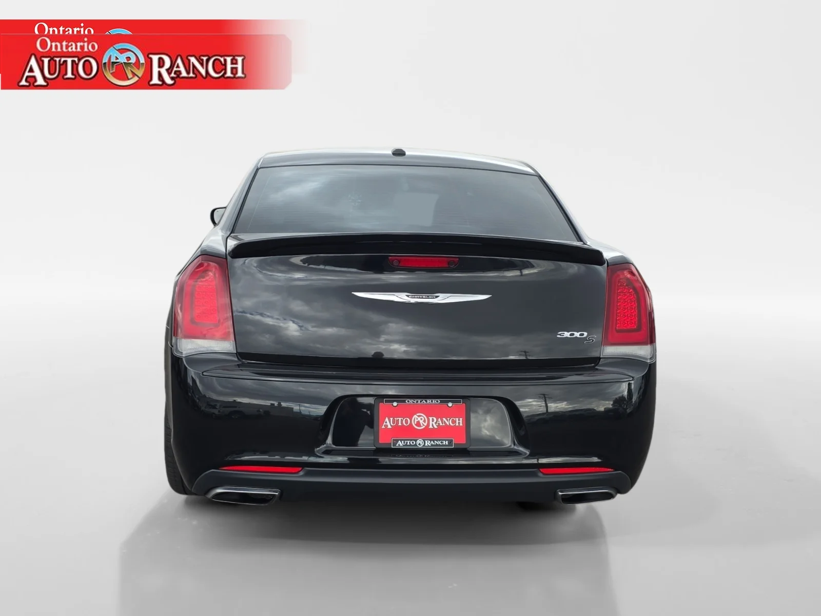 Used 2017 Gloss Black Chrysler 300S image 4