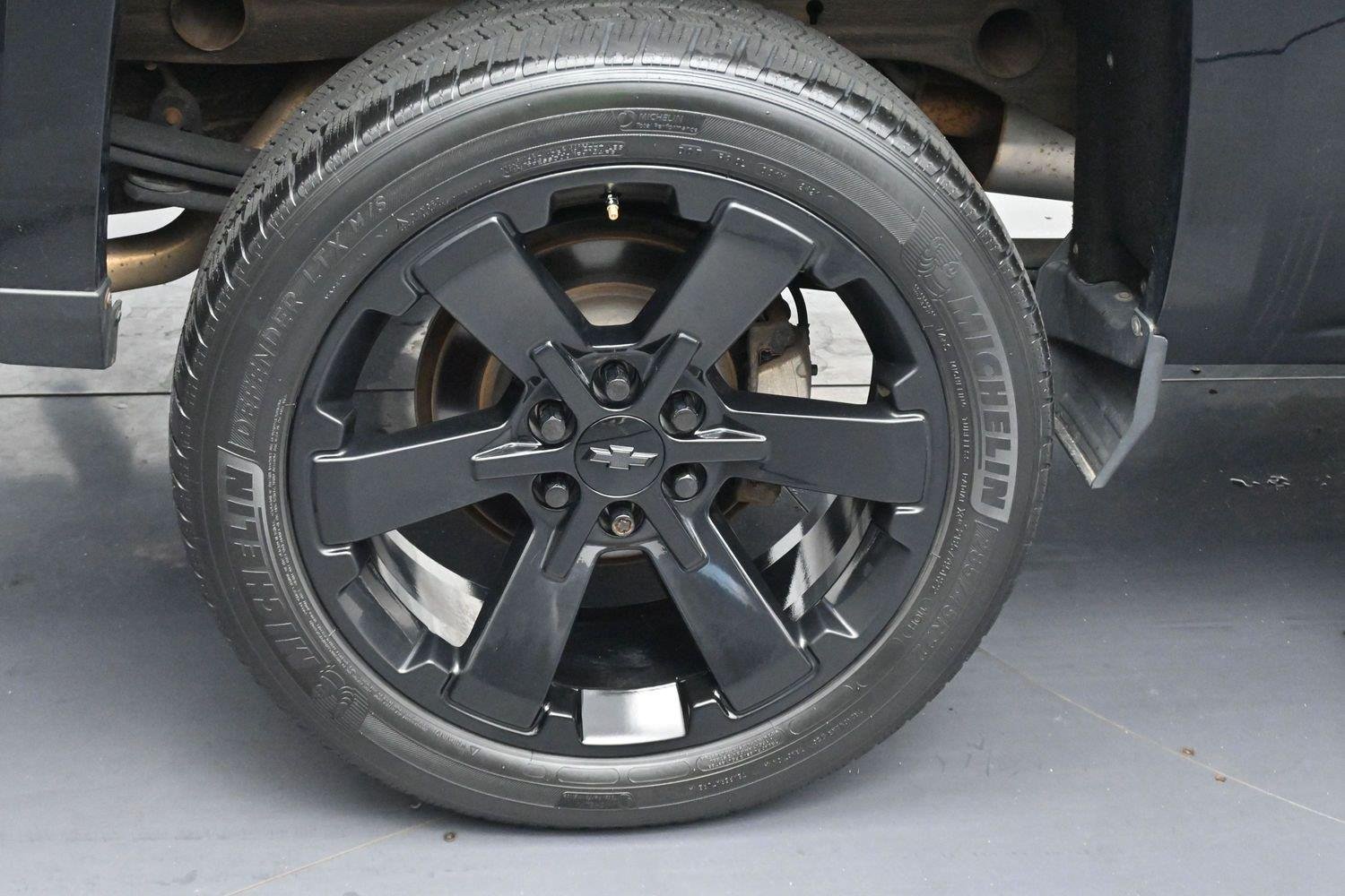 Used 2018 BLACK Chevrolet LTZ image 35