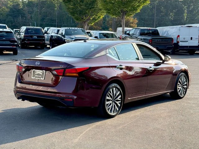 Used 2024 Red Nissan 2.5 SV image 12
