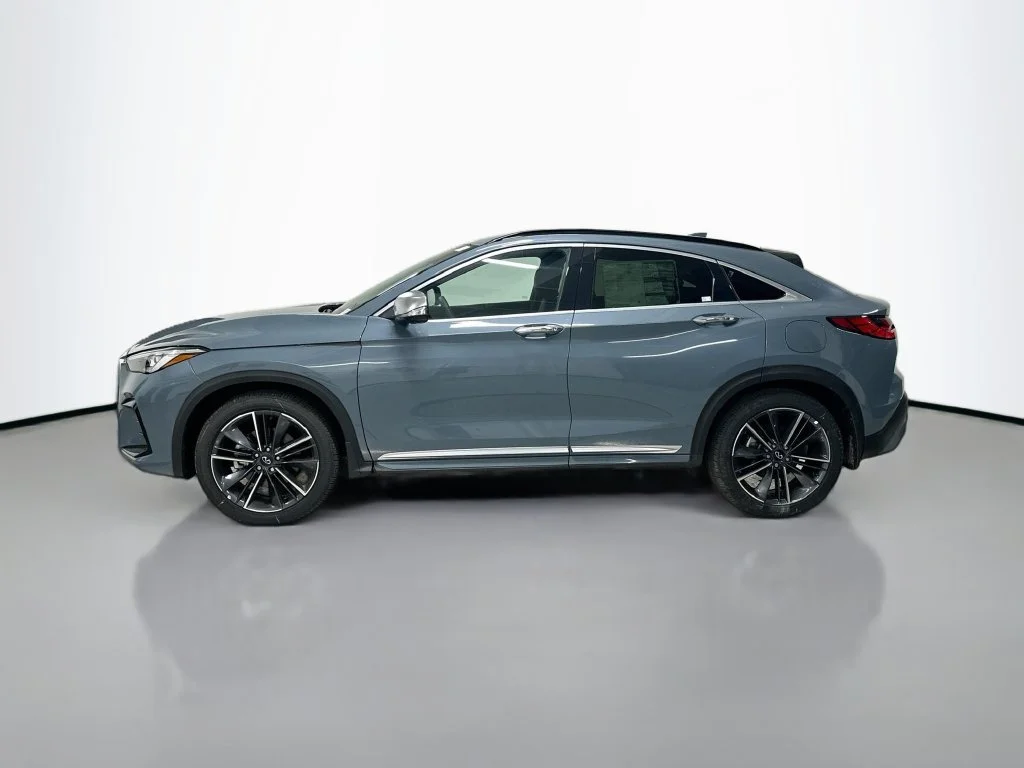 Used 2025 Slate Gray INFINITI ESSENTIAL image 2