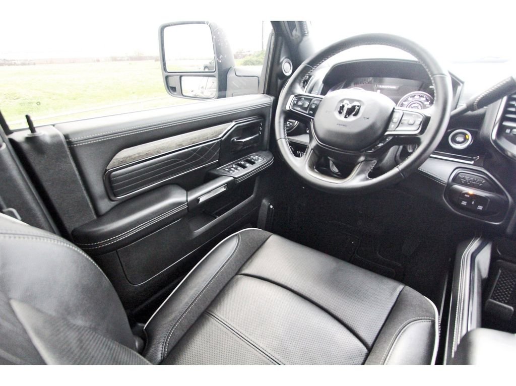Used 2025 Black Ram Limited image 11