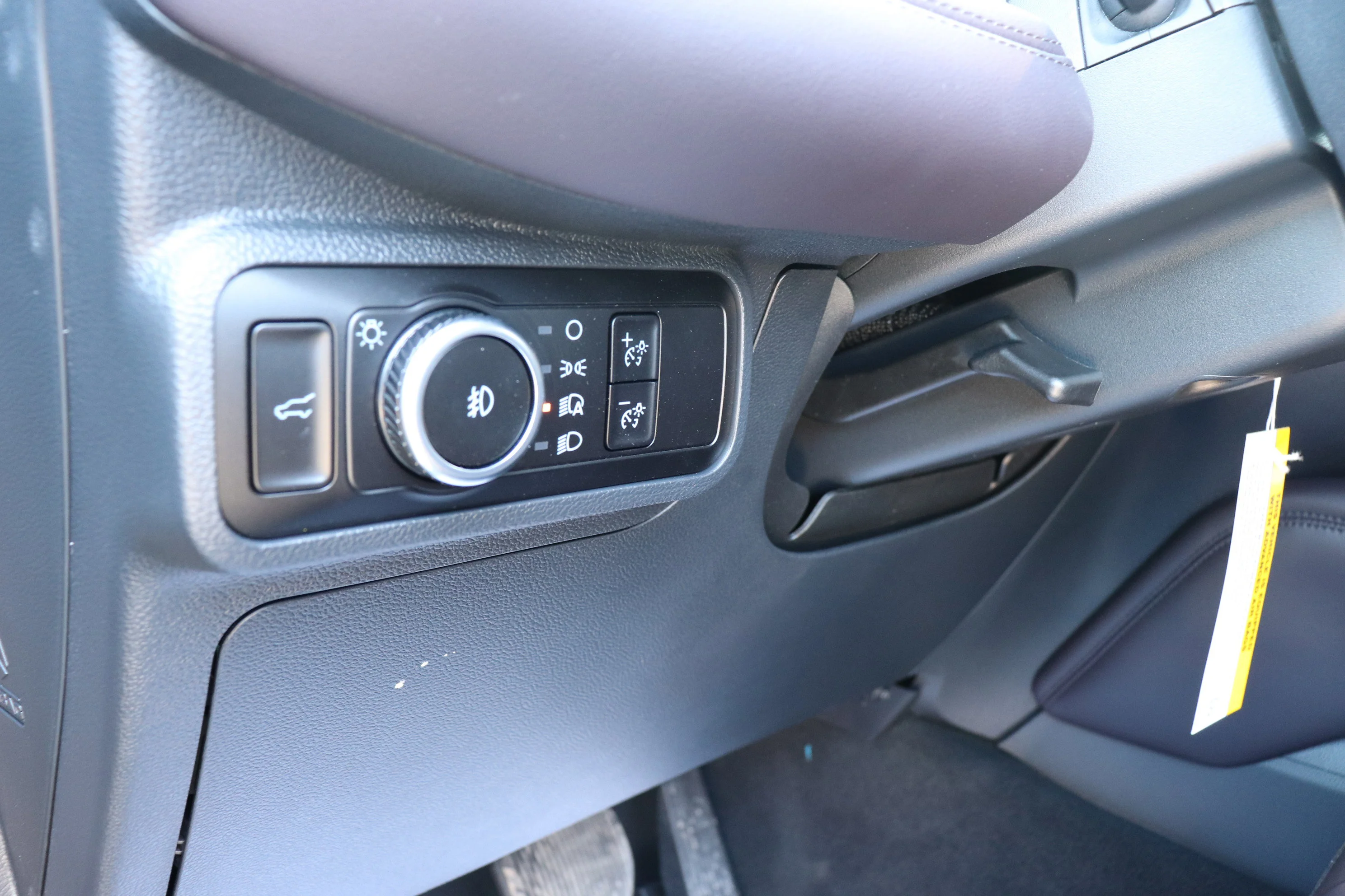 New 2026 CARBONIZED GREY METALLIC Ford Platinum image 12