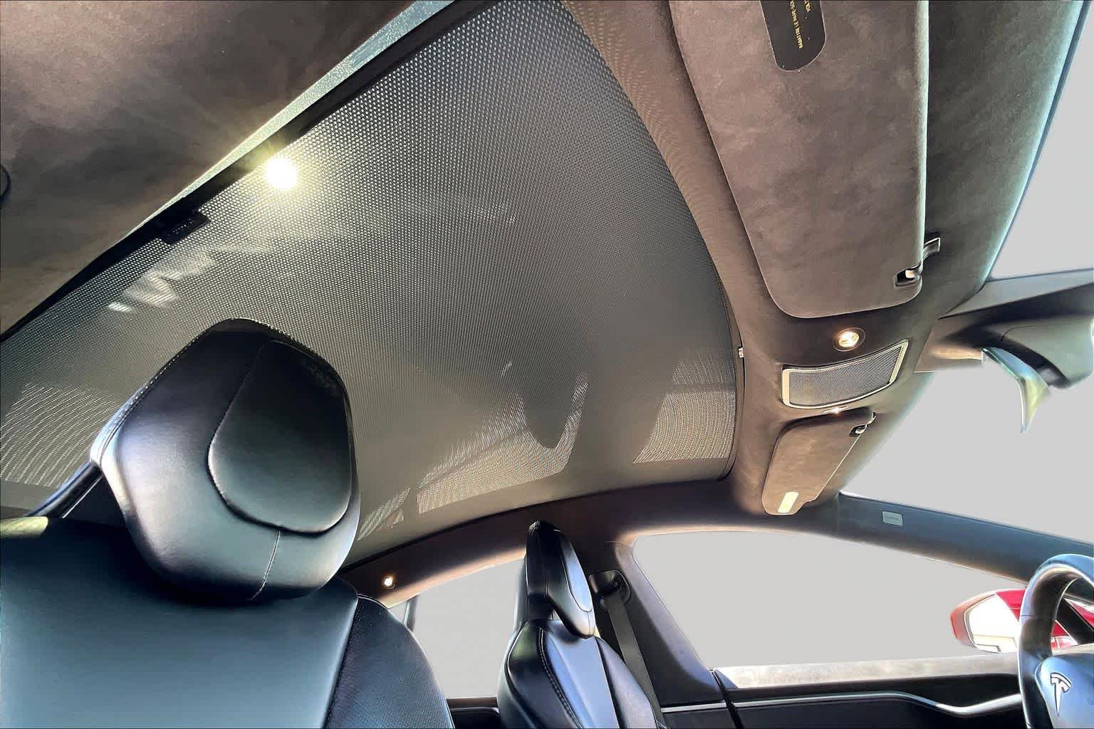 Used 2018 Red Multi-Coat Tesla 75D image 12