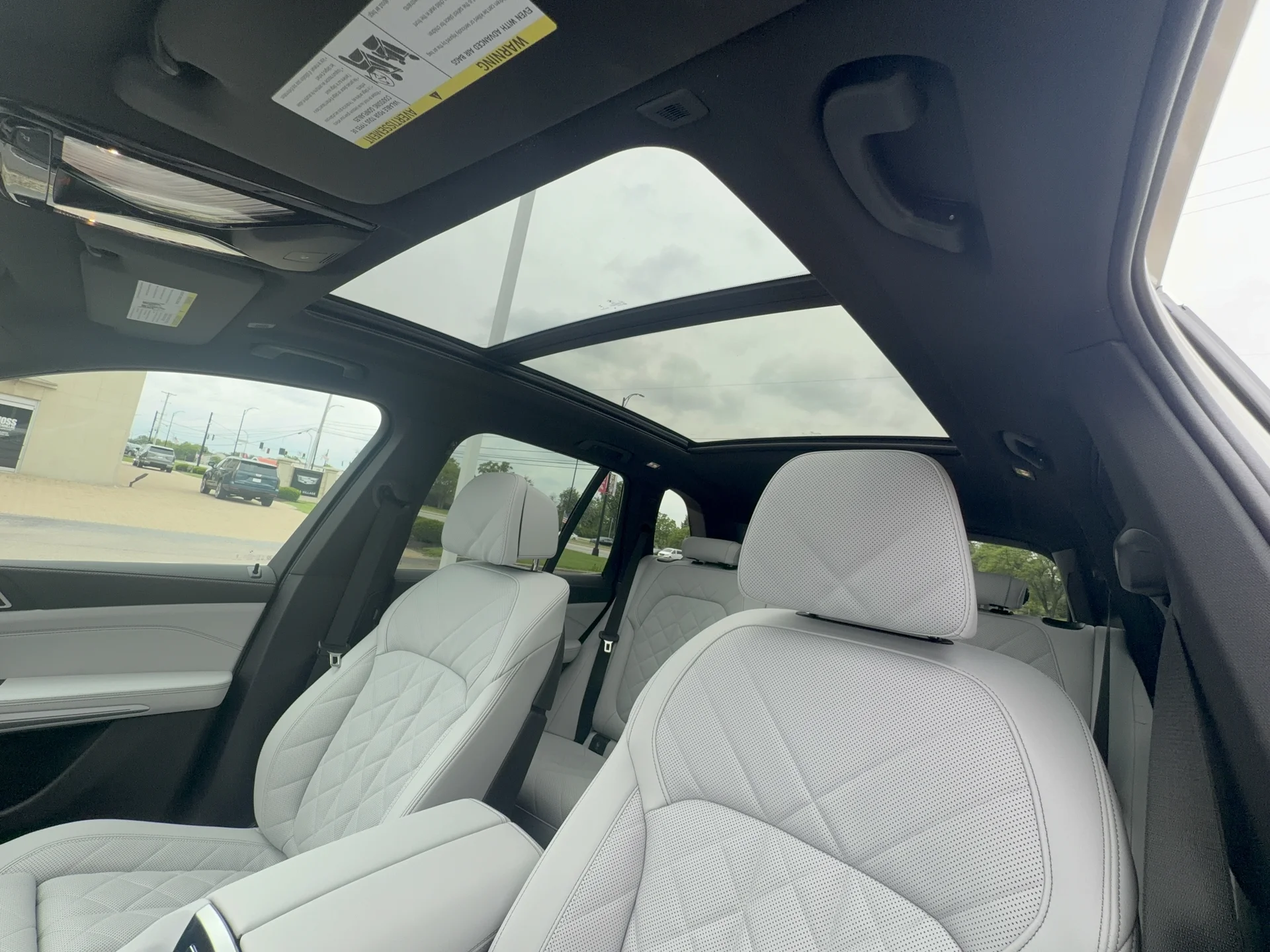 New 2026 Alpine White BMW xDrive40i image 22