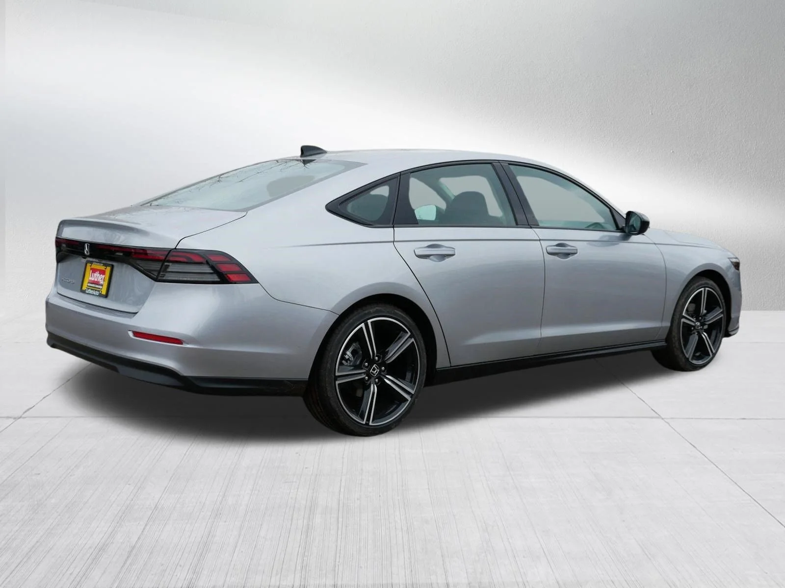 New 2026 Solar Silver Metallic Honda SE image 7