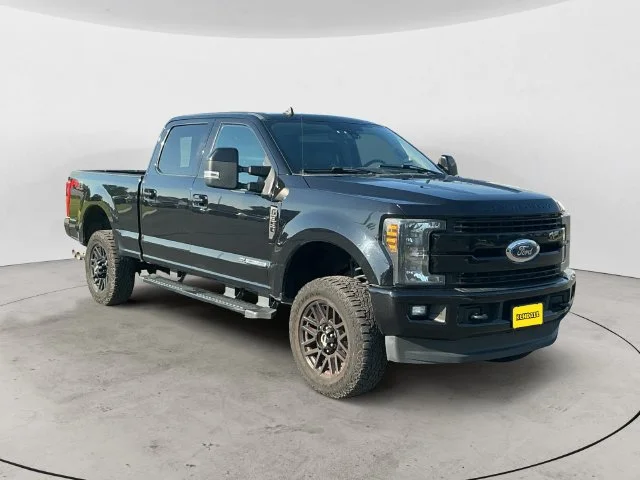 Used 2019 Agate Black Metallic Ford Lariat image 3