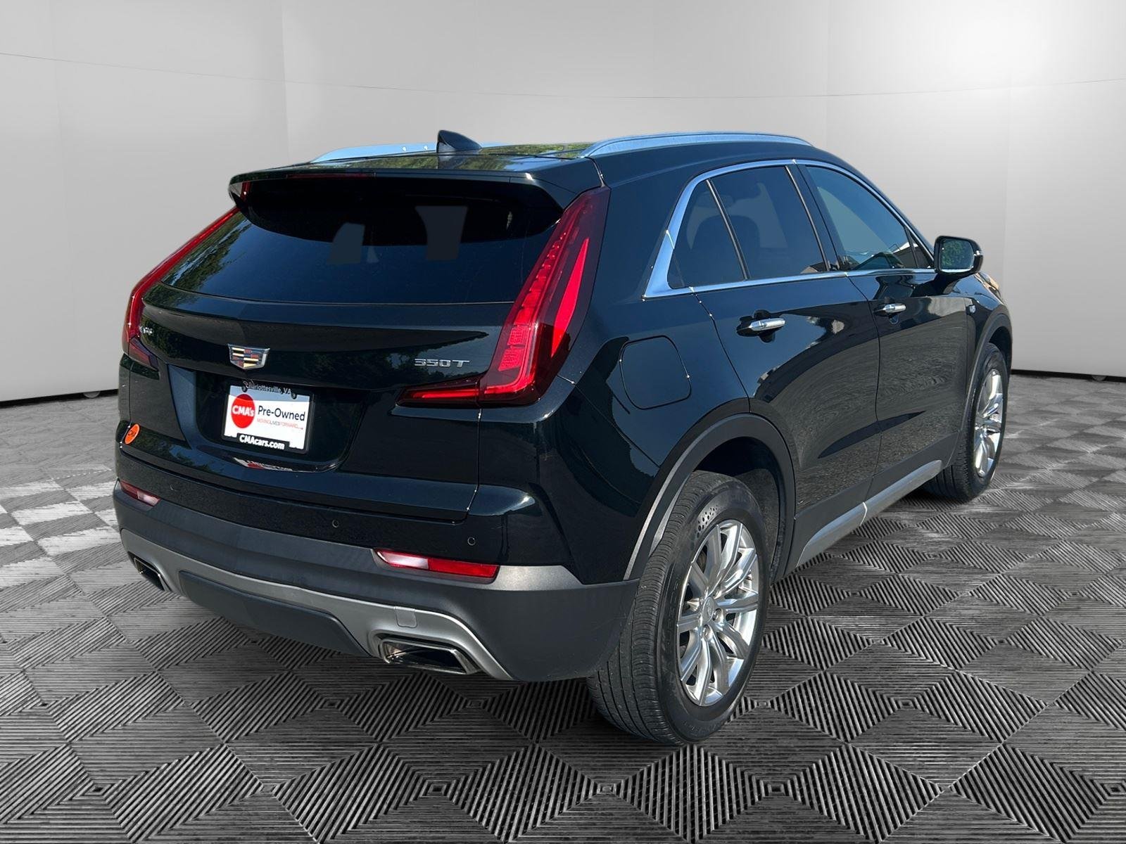 Used 2022 Stellar Black Metallic Cadillac FWD Premium Luxury image 5