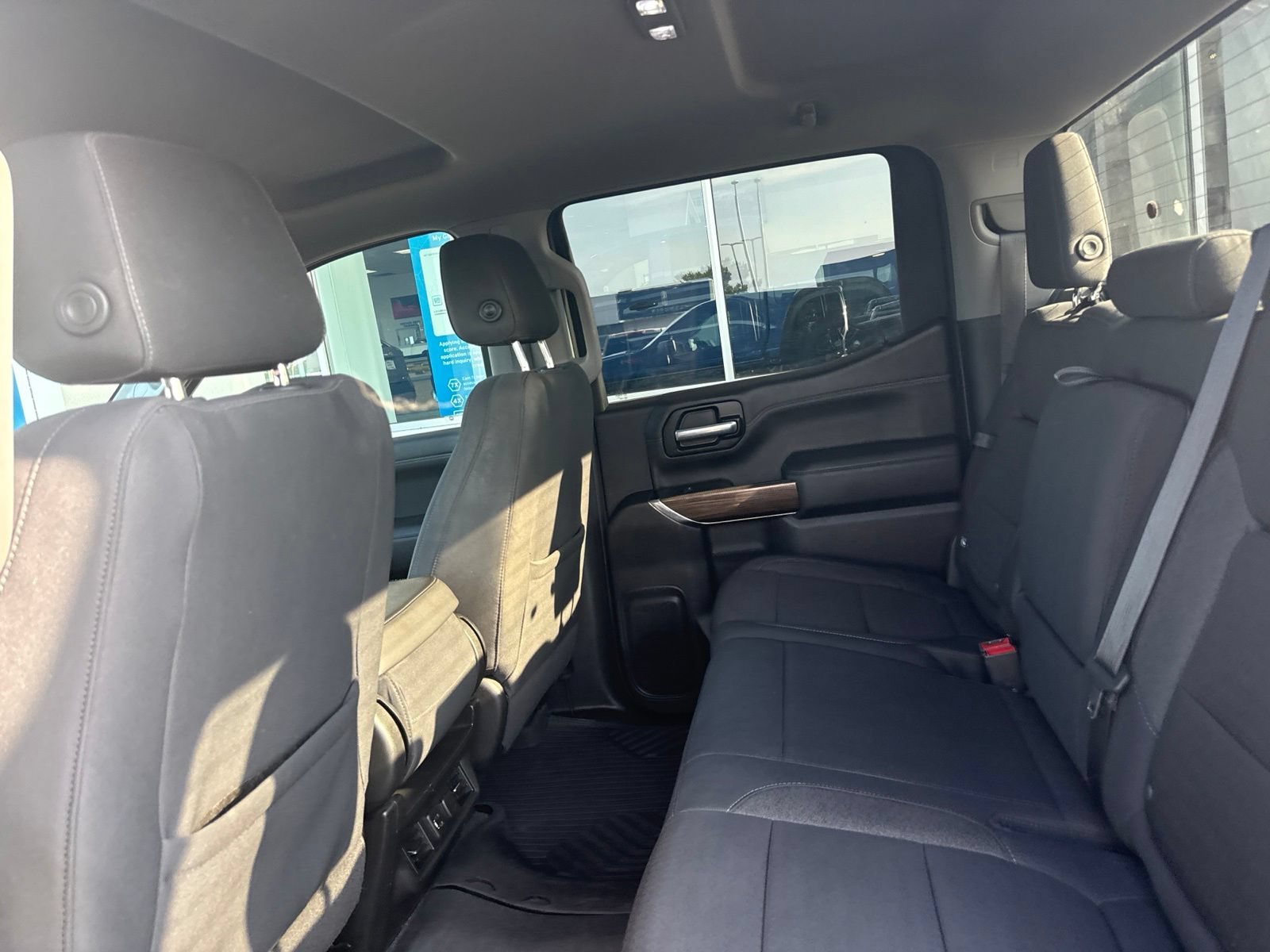 Used 2020 Shadow Gray Metallic Chevrolet LT Trail Boss with Convenience Package - Trailering Package image 16