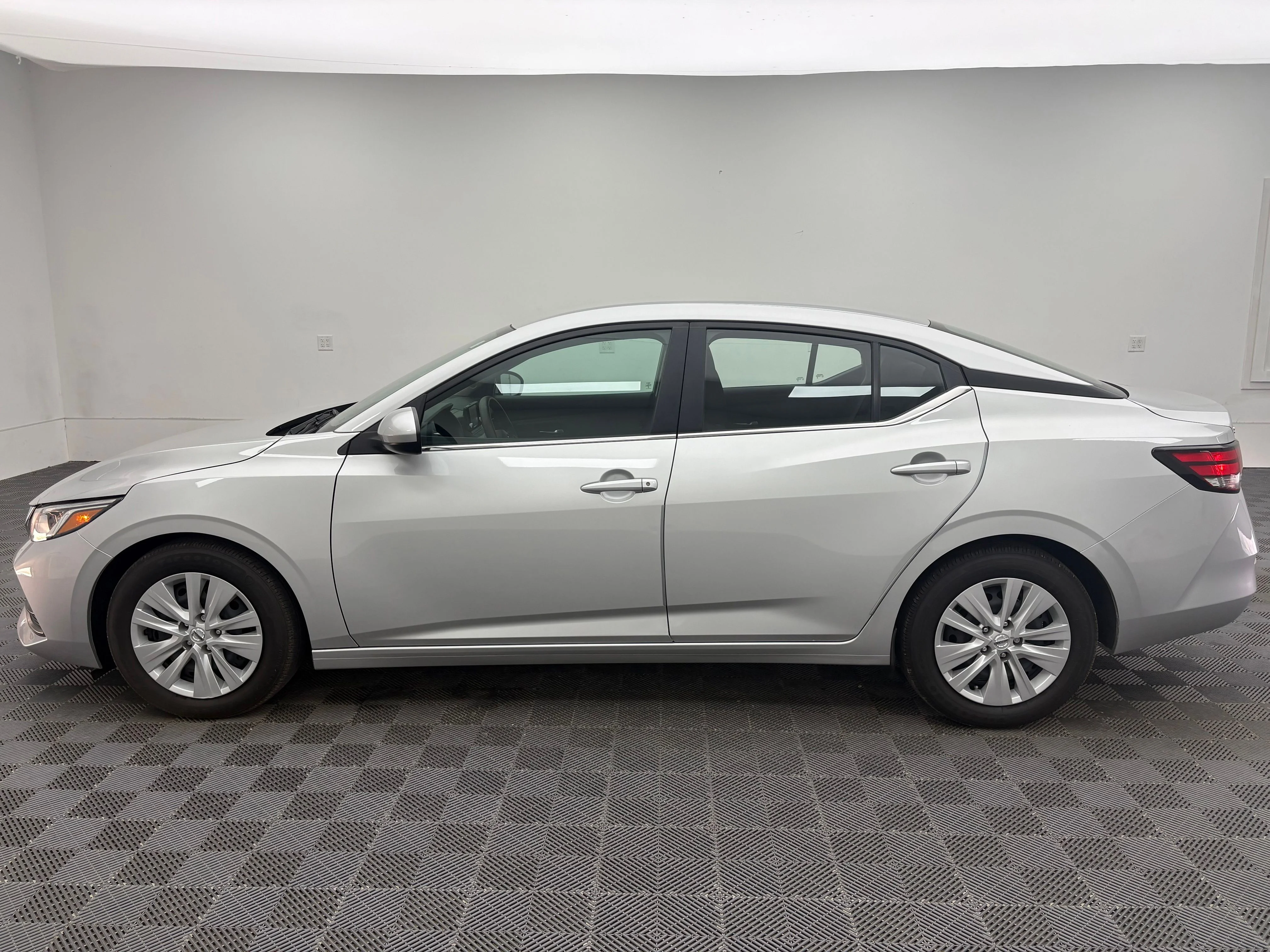 Used 2023 Brilliant Silver Metallic Nissan S image 10