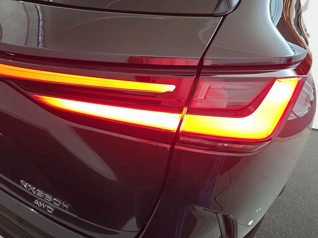Certified Used 2025 Black Lexus 350h Premium image 31