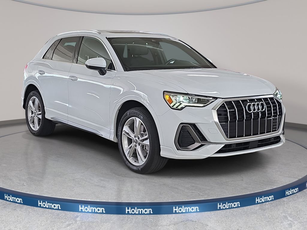 Used 2022 Glacier White Audi Premium Plus image 4