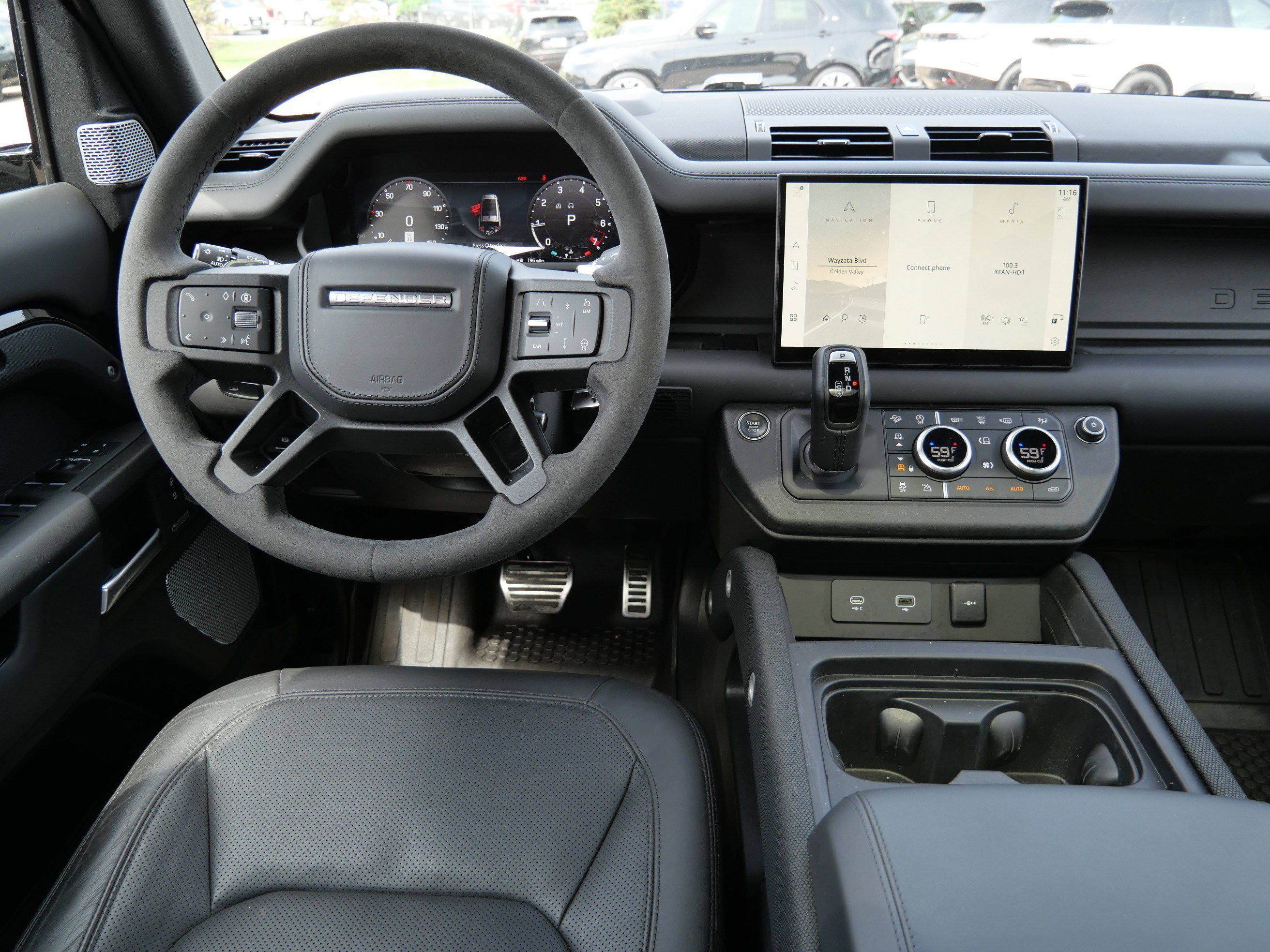 Used 2024 Santorini Black Metallic Land Rover V8 image 19