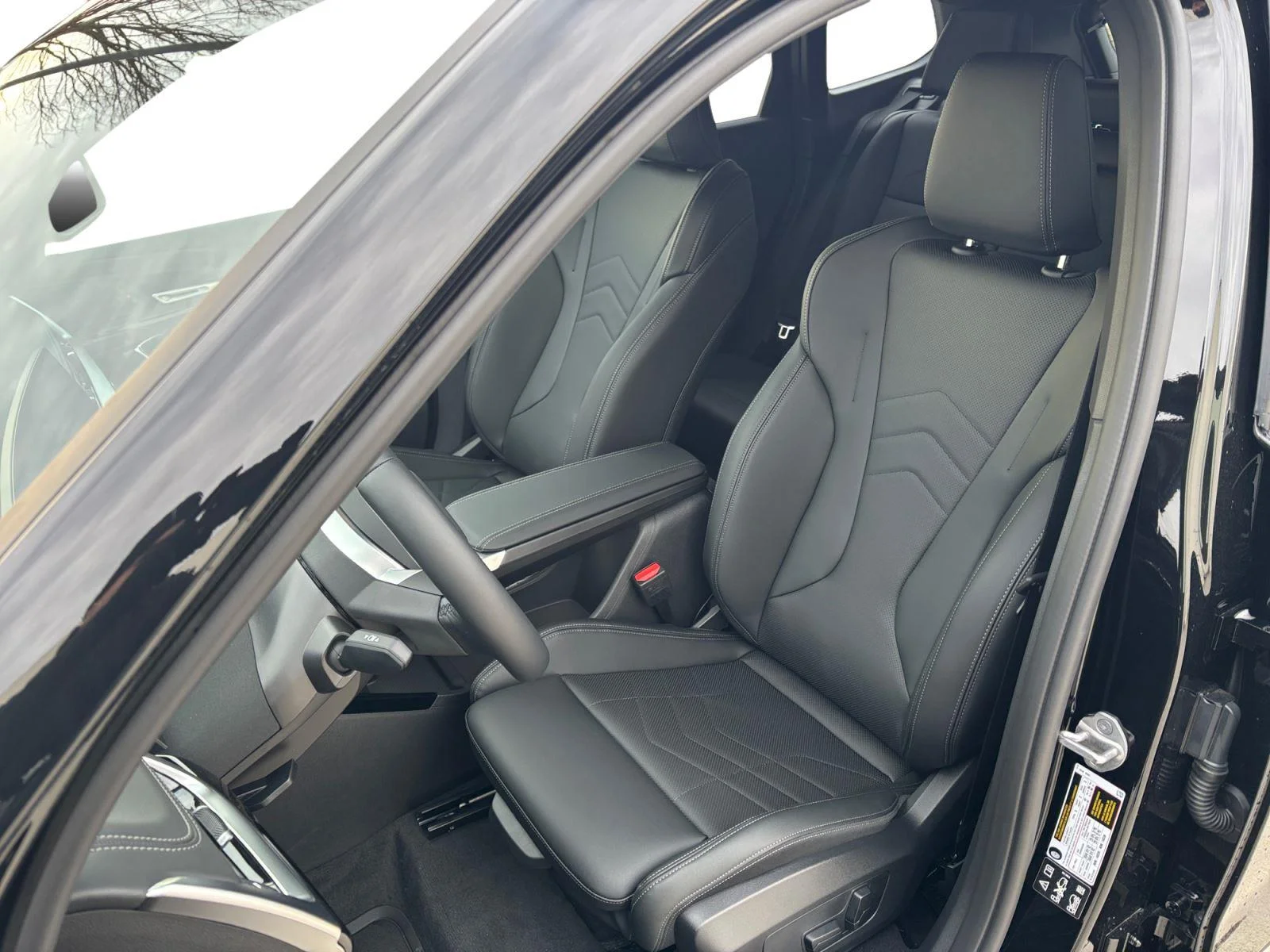 2026 BMW X1 28i - Photo 21
