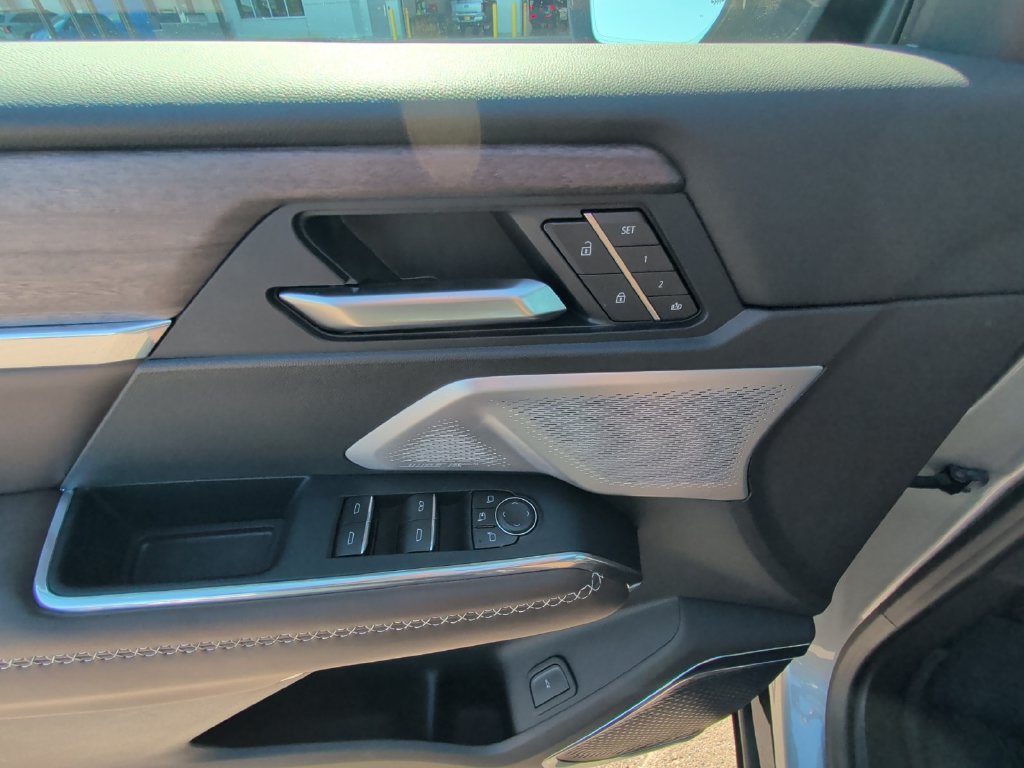 Certified Used 2026 Silver GMC Denali Ultimate image 33