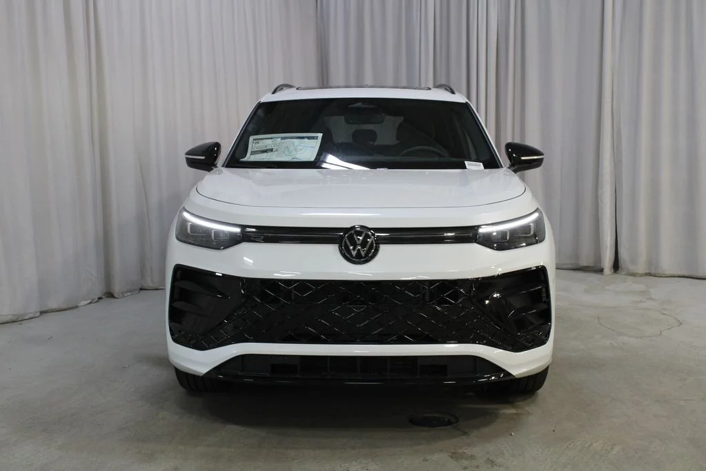 New 2026 White Volkswagen 2.0T SE R-Line Black image 37