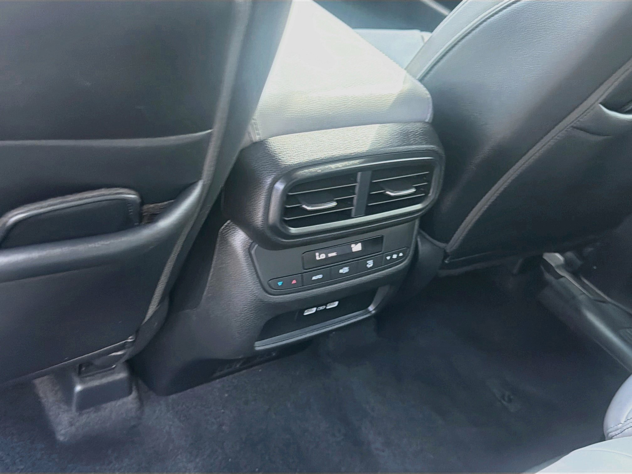 2023 Honda Pilot EX-L - Photo 21