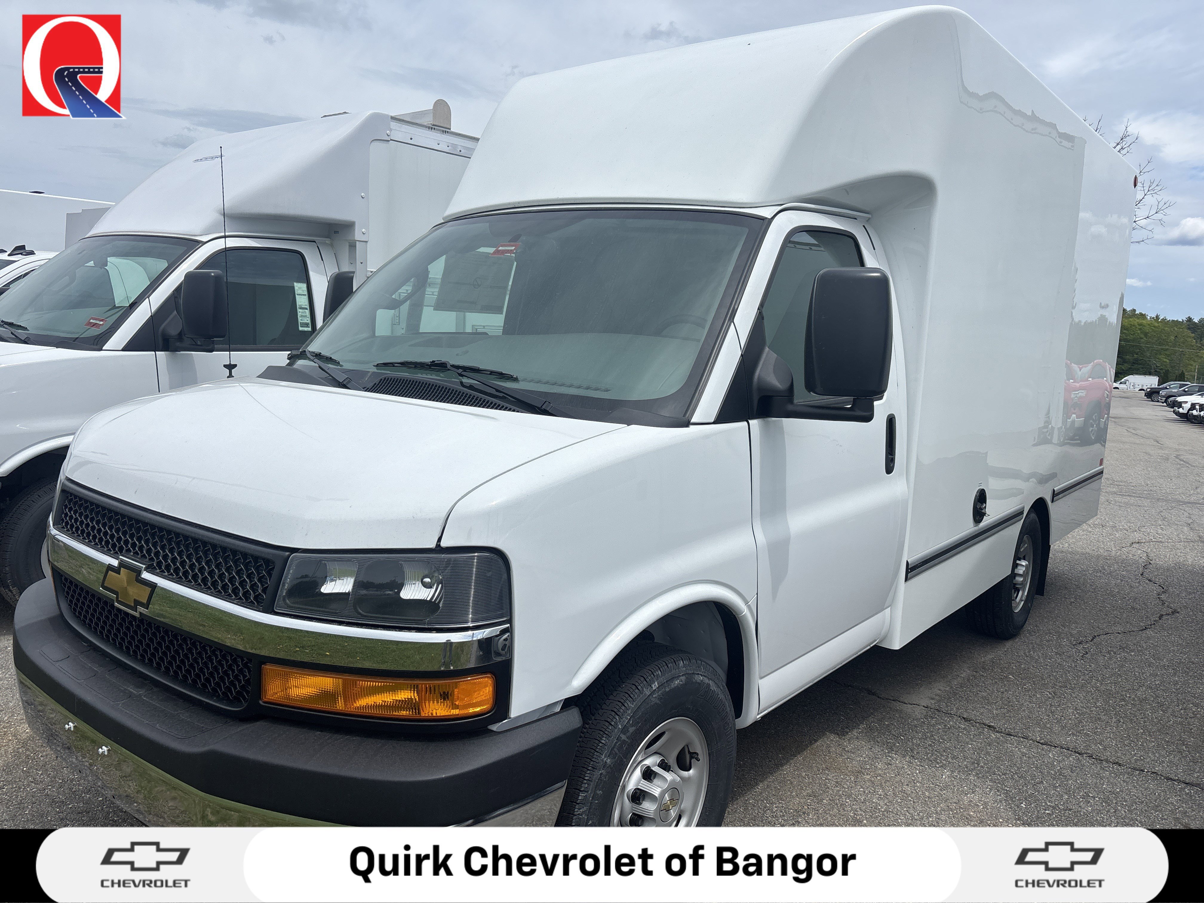 New 2026 Summit White Chevrolet 1WT image 1