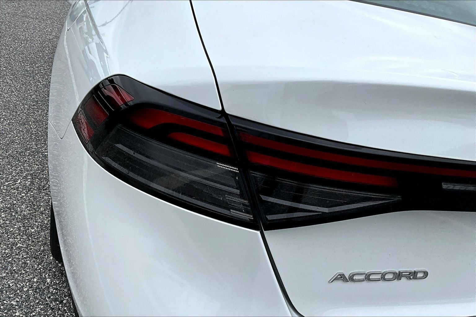 Used 2024 White Honda EX image 24