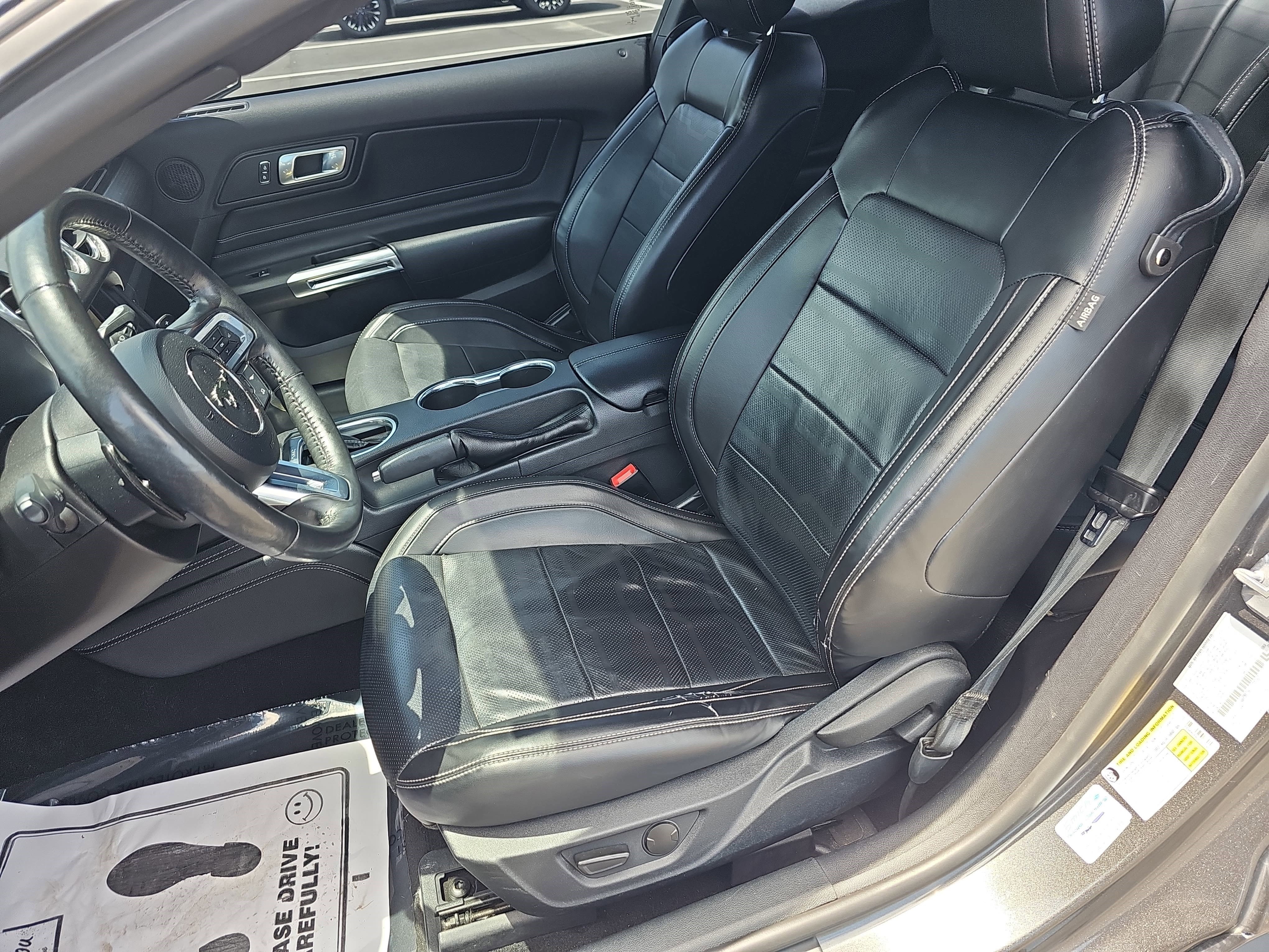 Used 2020 Magnetic Ford GT Premium image 11