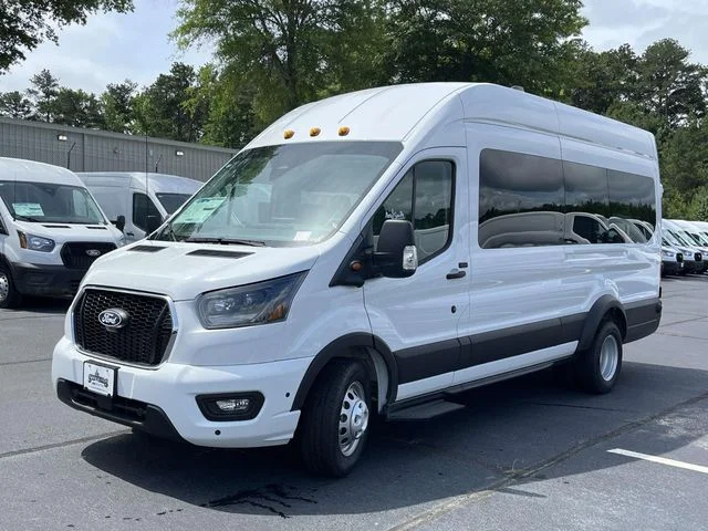 New 2026 White Ford XLT image 5