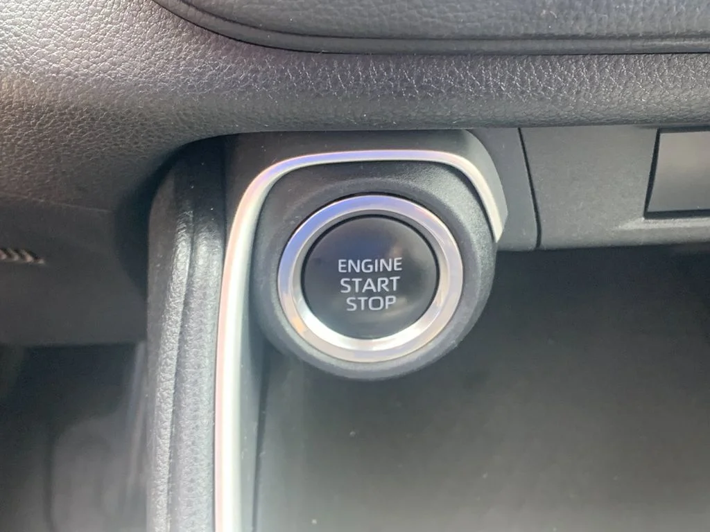 Used 2024  Toyota XLE image 25