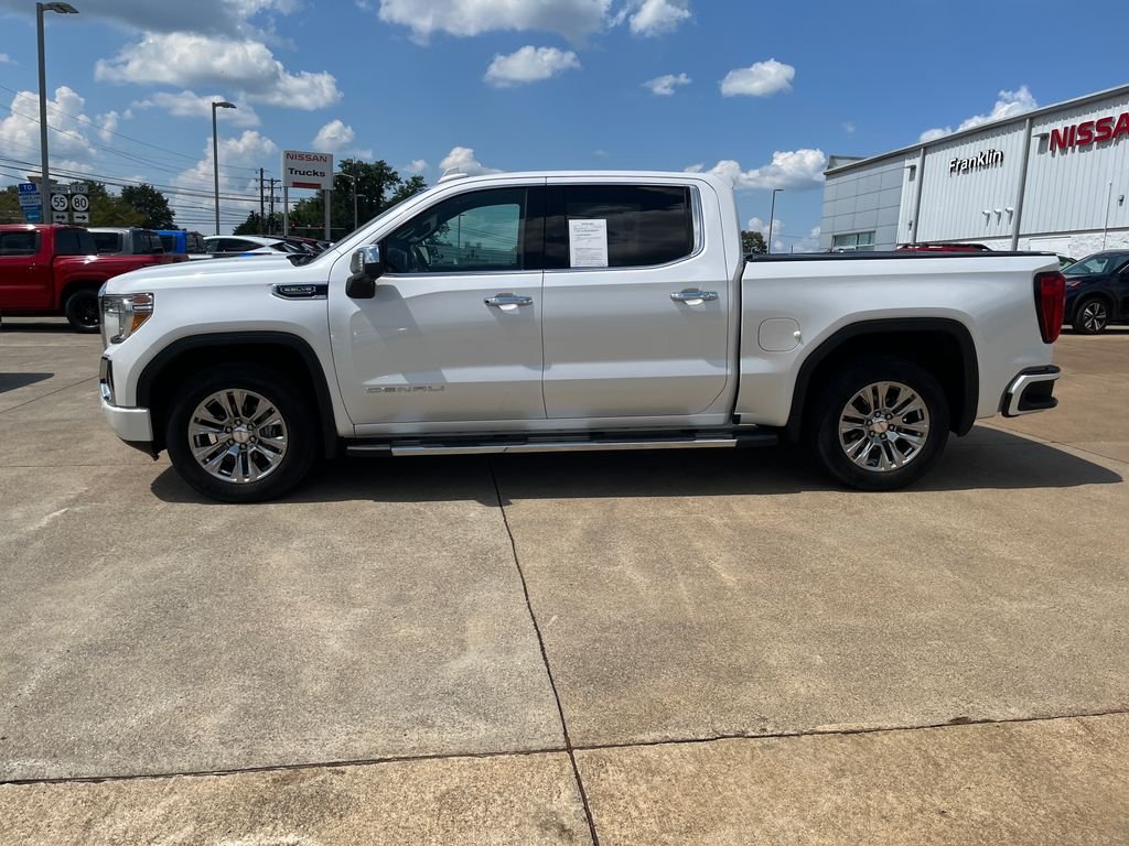 Used 2020 White GMC Denali image 2