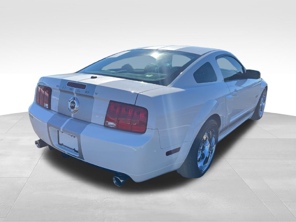 Used 2007 White Ford  image 5