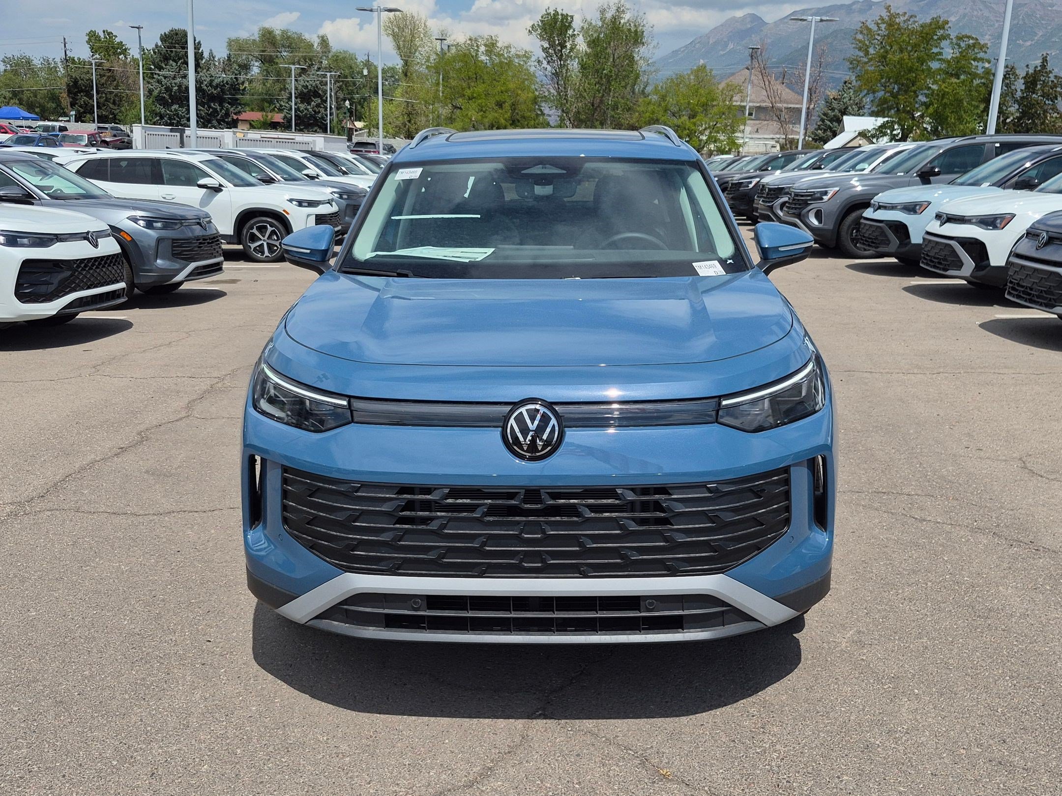 New 2026 Monterey Blue Pearl Volkswagen SE image 9