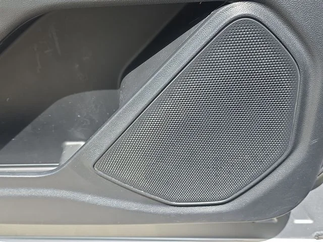 Used 2020 Silver Ford XLT image 29
