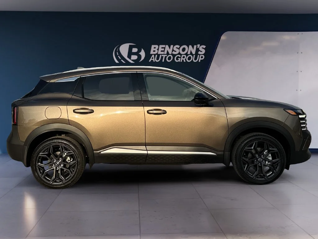 New 2027 Brown Nissan SR image 6